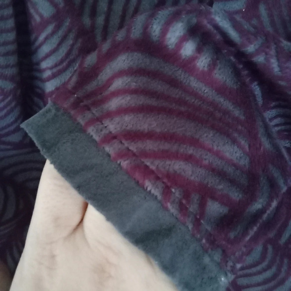 Wooly Bully Soft Fleece 1/4 Zip Jacket Textured Pattern Gray Trim Size Medium - Picture 4 of 4